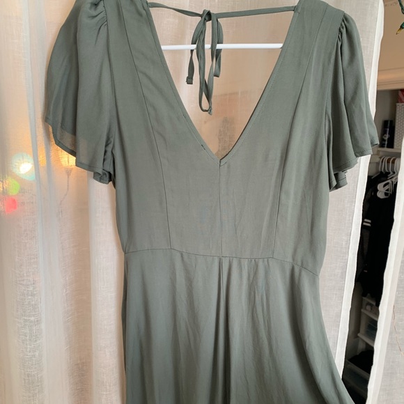 Forever 21 sage green romper - Picture 3 of 4
